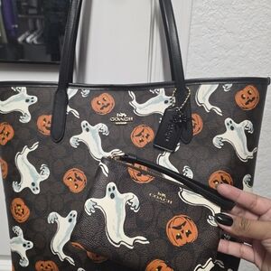 Coach Halloween Ghost and Pumpkin Tote Bag With Matching Wristlet